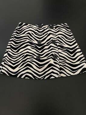 Gymboree Girls Zebra Print Button Skort Size 6